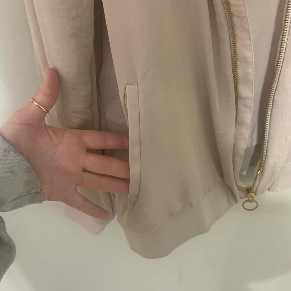 Jacket - Picture 2 of 4